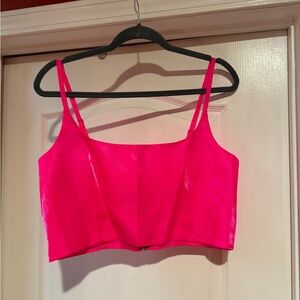 Mia Vesper Crop Top HOT NEON PINK